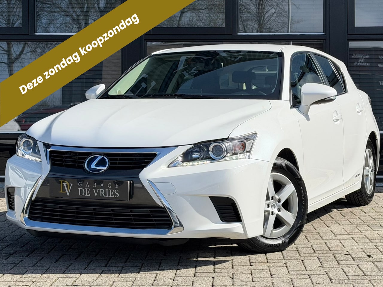 Lexus CT 200h - Luxury Line Parelmoerwit Orig NL NAP Garantie - AutoWereld.nl