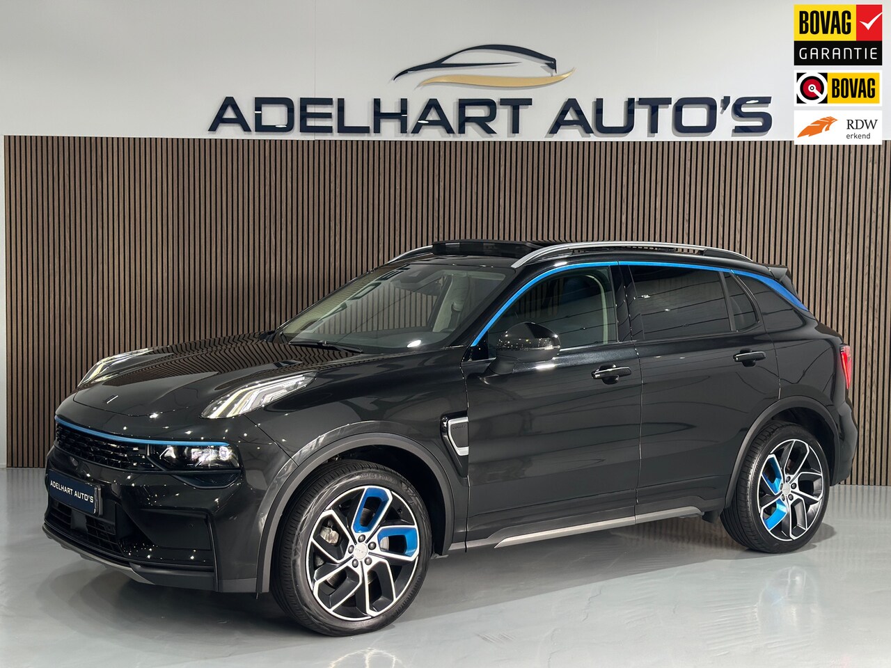 Lynk & Co 01 - 1.5 Panorama dak / Camera / Adaptive cruise / Elektrische stoelen / etc… - AutoWereld.nl
