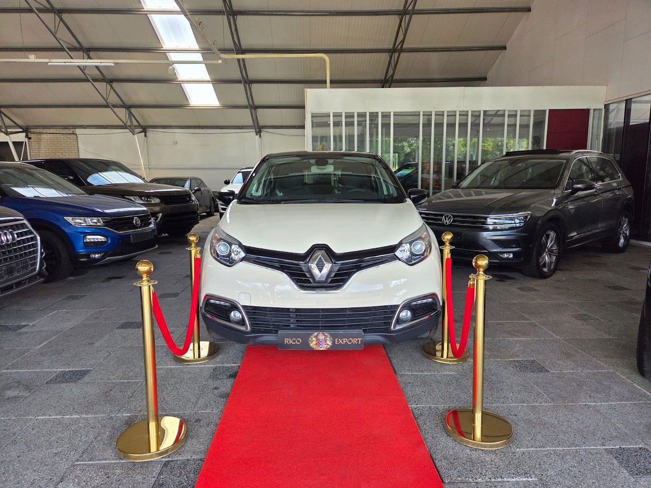 Renault Captur - 1.2 TCe AUT Dynamique NAVI 2014 - AutoWereld.nl