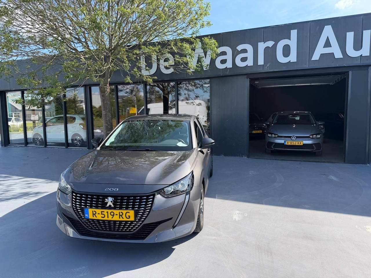 Peugeot 208 - 1.2 PureTech Allure/airco/cruise/camera/PDC achter/dealer onderhouden/NAP/1e eigenaar/12 m - AutoWereld.nl
