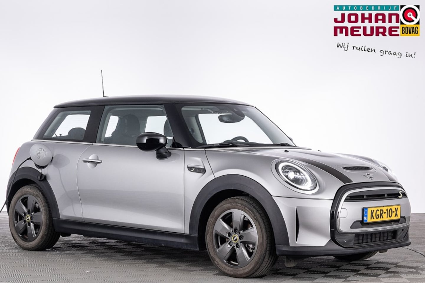 MINI Mini-Electric - Cooper SE 33 kWh *SOH 97%* Sportstoelen | Full LED | NAVI | ECC | Sportstoelen - AutoWereld.nl