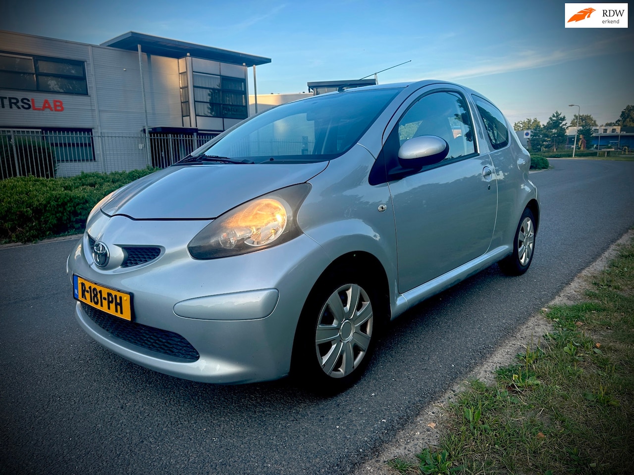 Toyota Aygo - 1.0-12V, KOUDE AIRCO, NIEUWE APK - AutoWereld.nl