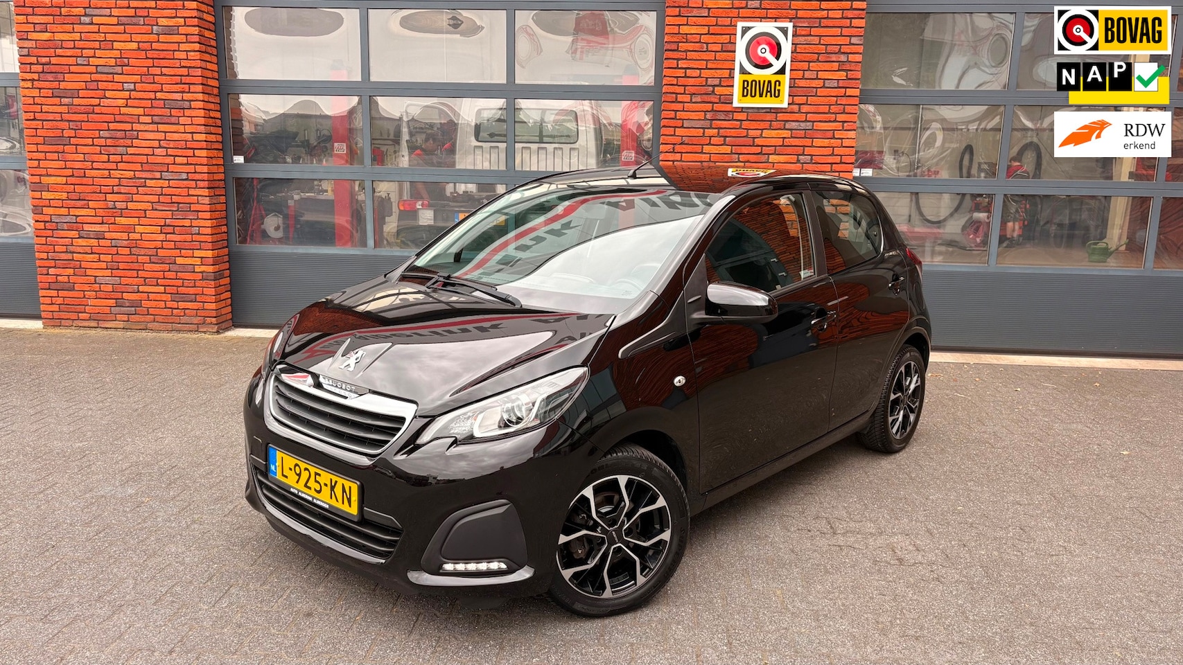 Peugeot 108 - 1.0 e-VTi Active | Lichtmetalen velgen | Bluetooth carkit| All season banden - AutoWereld.nl