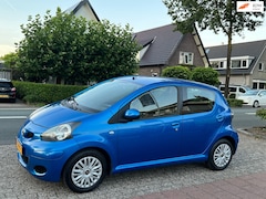 Toyota Aygo - 1.0-12V Comfort Navigator 71.000 km NL-AUTO