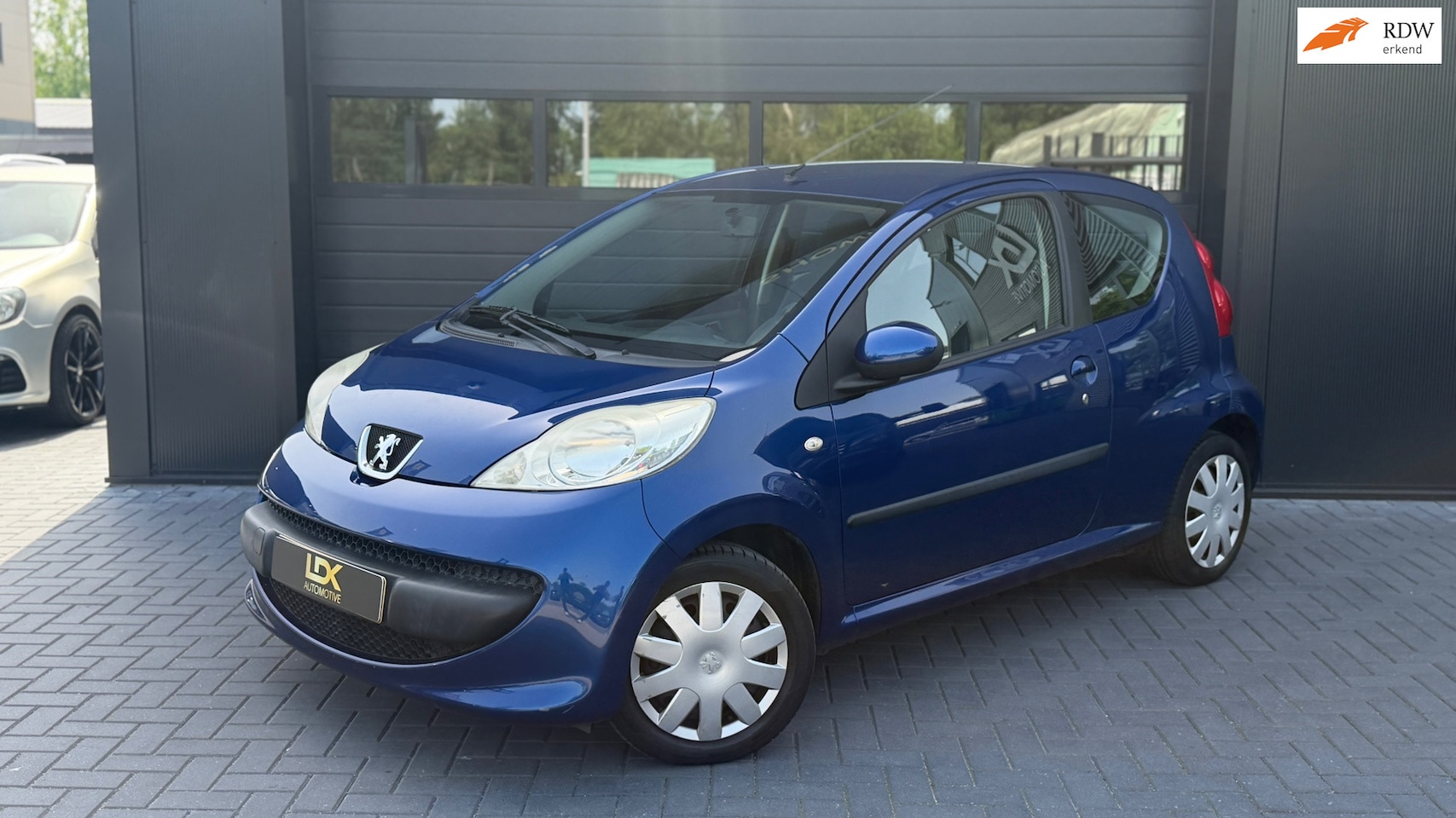Peugeot 107 - 1.0-12V XR Airco|Toerenteller|Elek ramen - AutoWereld.nl