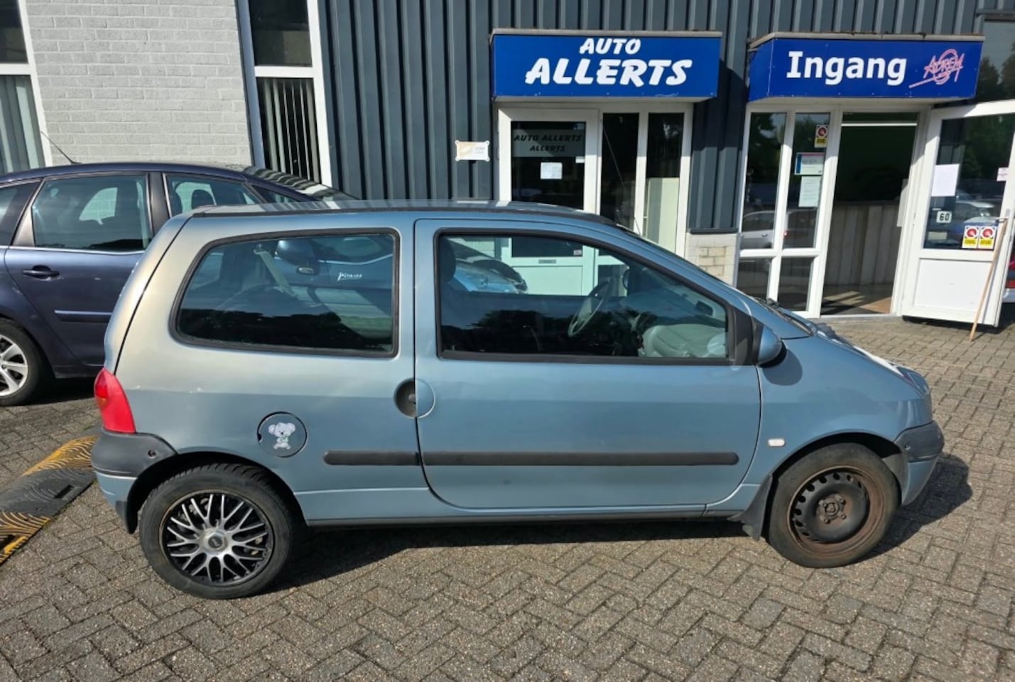 Renault Twingo - 1.2 Privilège 1.2 PRIVILÈGE - AutoWereld.nl