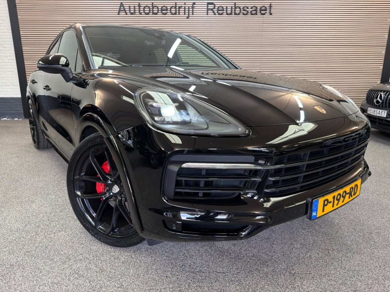 Porsche Cayenne Coupé - 3.0 E-Hybrid 492PK Sport Chrono Panodak Trekhaak Leder Carplay Incl 12Mnd Garantie - AutoWereld.nl