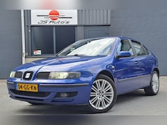 SEAT Leon - 1.8 Turbo/210pk/Xenon/Leder/Nieuwe Motor/Nieuw APK/NAP/2de Eigenaar