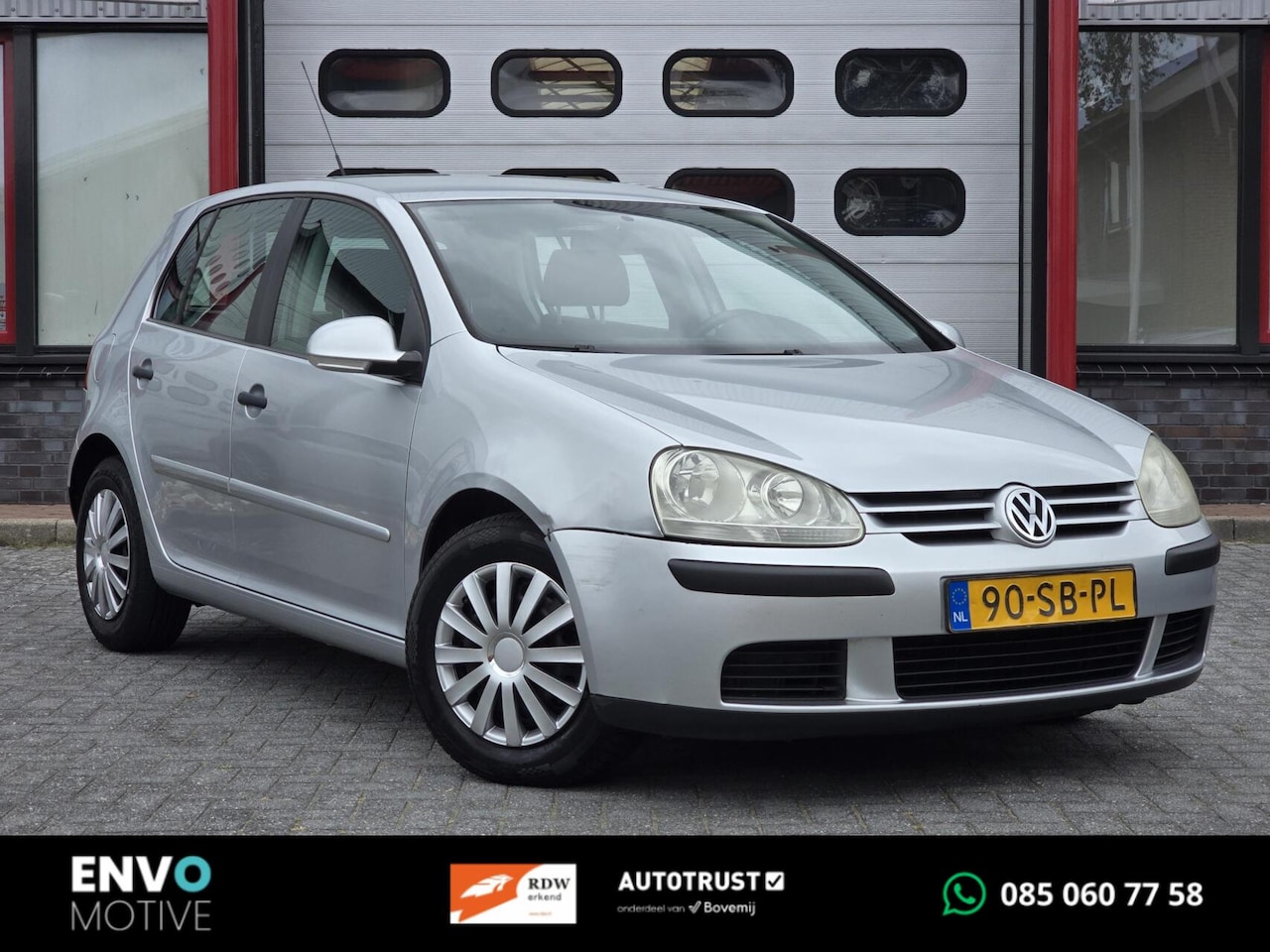 Volkswagen Golf - 1.4 FSI Businessline Airco/Bluetooth - AutoWereld.nl