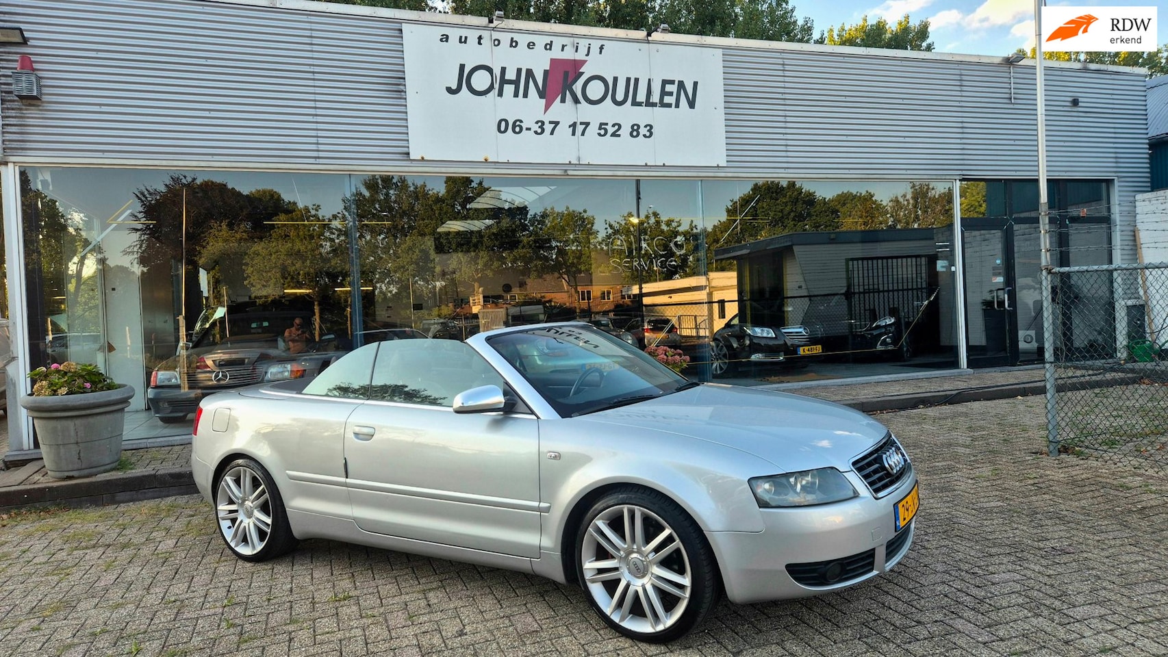 Audi A4 Cabriolet - 2.4 V6 Aut. 170000km orig NL auto - AutoWereld.nl
