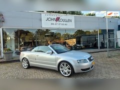 Audi A4 Cabriolet - 2.4 V6 Aut. 170000km orig NL auto