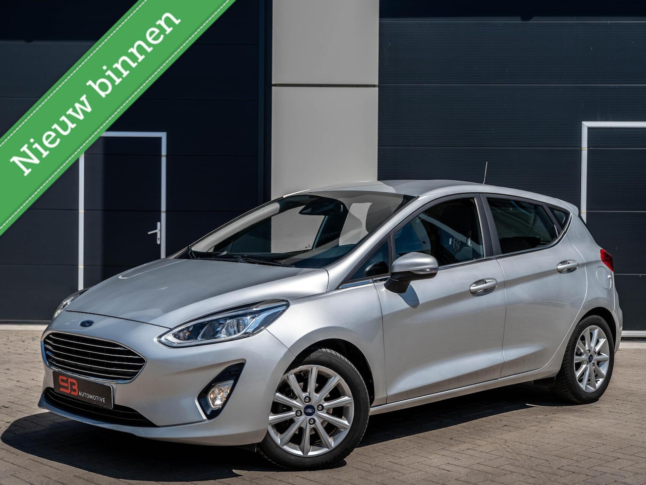 Ford Fiesta - 1.1 Trend Cruise|Navi|Radio|Sensor|Lane assist! - AutoWereld.nl
