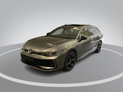 Volkswagen Passat Variant - 1.5 272pk DSG eHybrid R-Line Edition · Panoramadak · 360 Camera · Wegklapbare Trekhaak · E