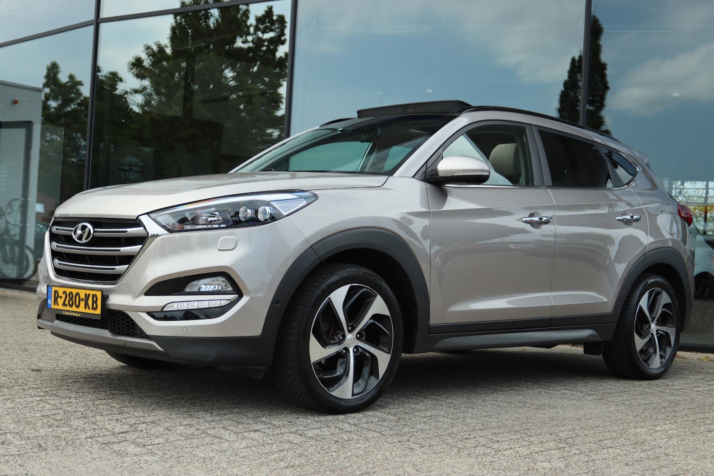 Hyundai Tucson - 1.6 T-GDi PREMIUM 4WD AUT. | PANO | CAMERA | LED | LEDER | - AutoWereld.nl