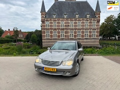 Mercedes-Benz C-klasse - 200 K. Classic Youngtimer|CRUISE CONTROL|LAGE KM|NAP|NAVI|AC|NETJES|INRUIL & LEASE MOGELIJ