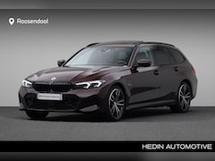 BMW 3-serie Touring - 330e M-Sport Pro | Trekhaak | Panoramadak | Head up | Active cruise control | 19 Inch |