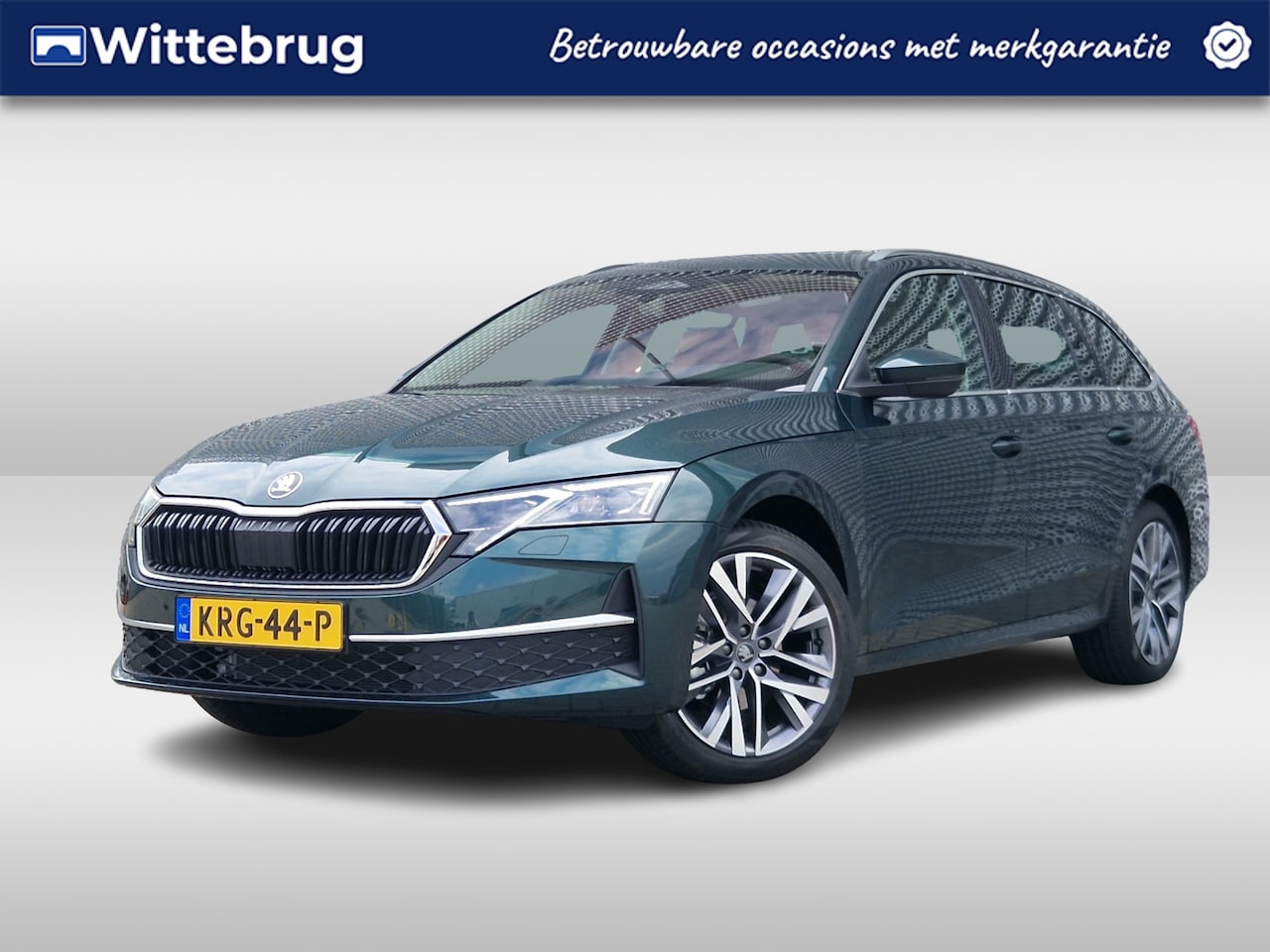 Skoda Octavia Combi - 1.5 TSI MHEV Sportline Tour / 18" Lichtmetalen velgen / Panoramadak / Suite interieur desi - AutoWereld.nl