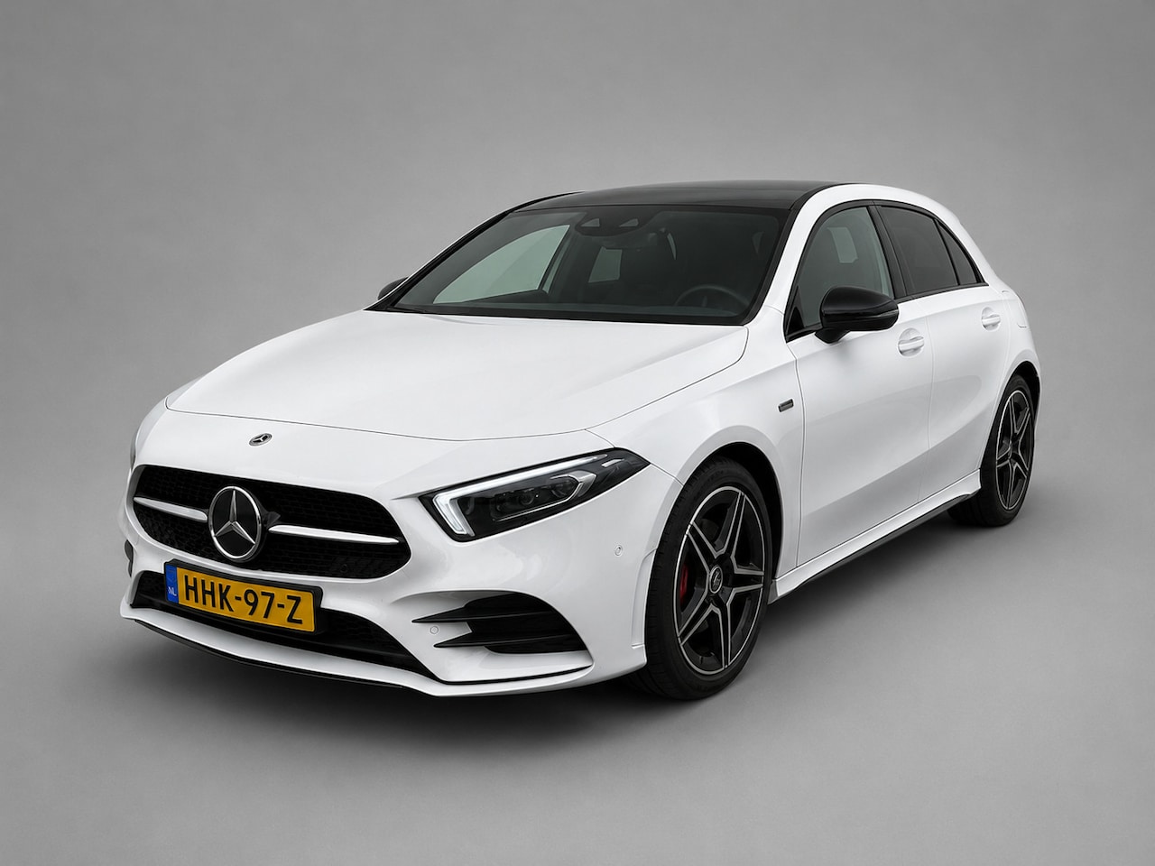 Mercedes-Benz A-klasse - 250 e AMG-Pakket Night PANO|MEMORY|CAMERA 2020 BTW - AutoWereld.nl