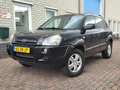 Hyundai Tucson - 2.0i Dynamic Airco-Leder-Pdc-Stoelverwarming