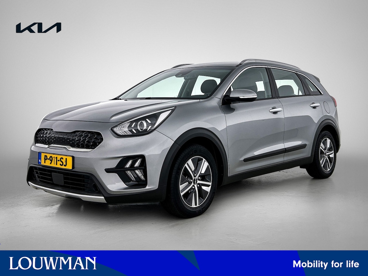 Kia Niro - 1.6 GDi Hybrid DynamicLine Half lederen bekleding | Navigatie | Achteruitrijcamera onderwe - AutoWereld.nl