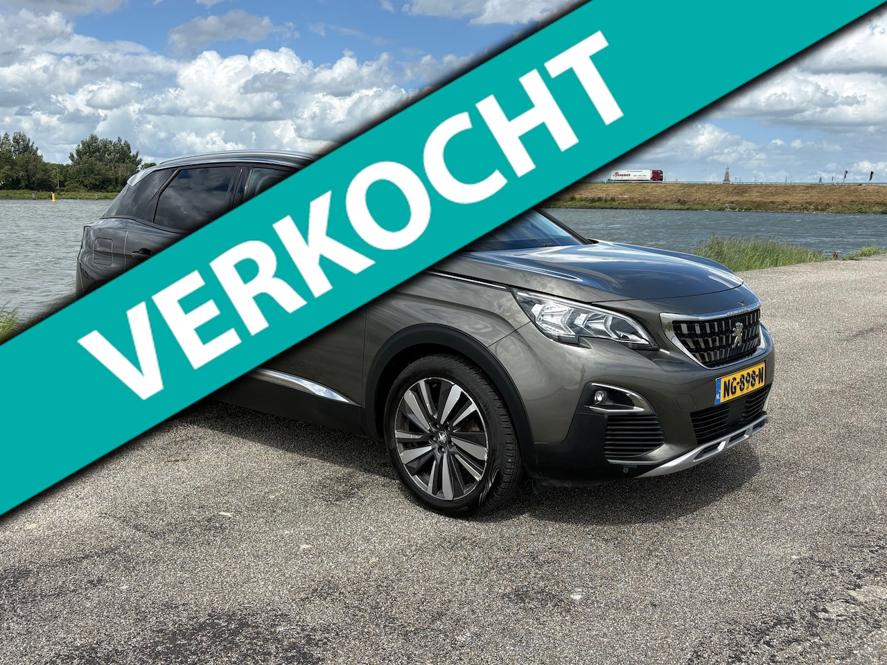 Peugeot 3008 - 1.2 PureTech Première/Pano/ECC/Keyless - AutoWereld.nl