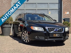 Volvo V70 - 1.6 T4 Limited Edition Leder/Trekhaak/Schuifdak