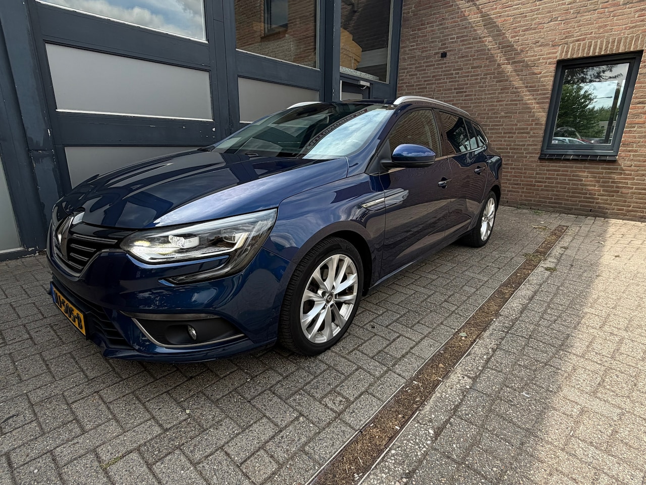 Renault Mégane Estate - 1.2 TCe Zen 1.2 TCe Zen - AutoWereld.nl