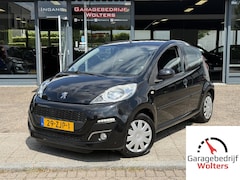 Peugeot 107 - 1.0 Black & Silver airco nw banden 4seizoen 5drs