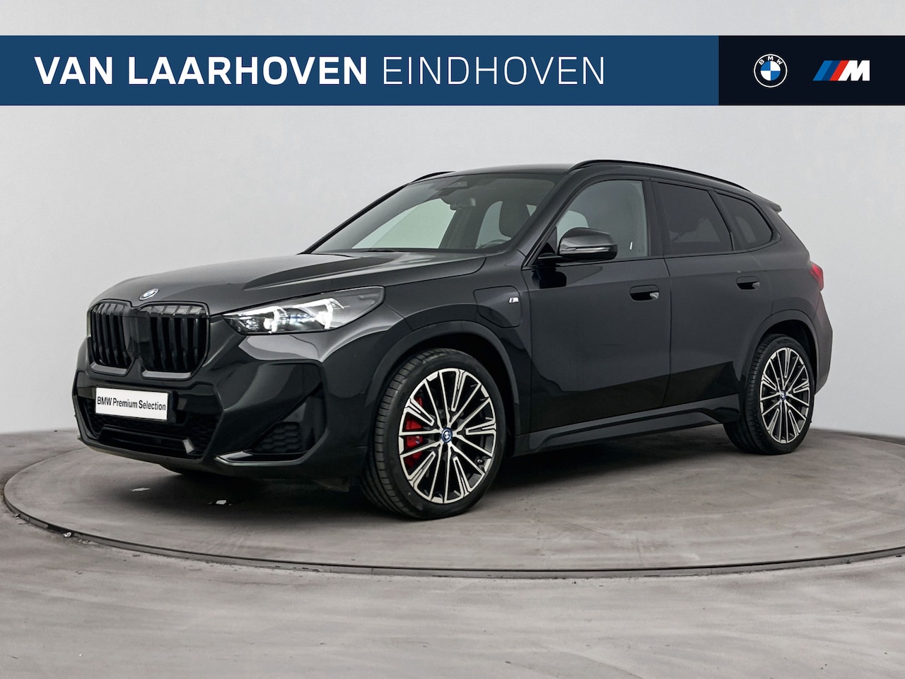 BMW X1 - xDrive30e M Sport Automaat / Sportstoelen / Comfort Access / Achteruitrijcamera / Harman-K - AutoWereld.nl