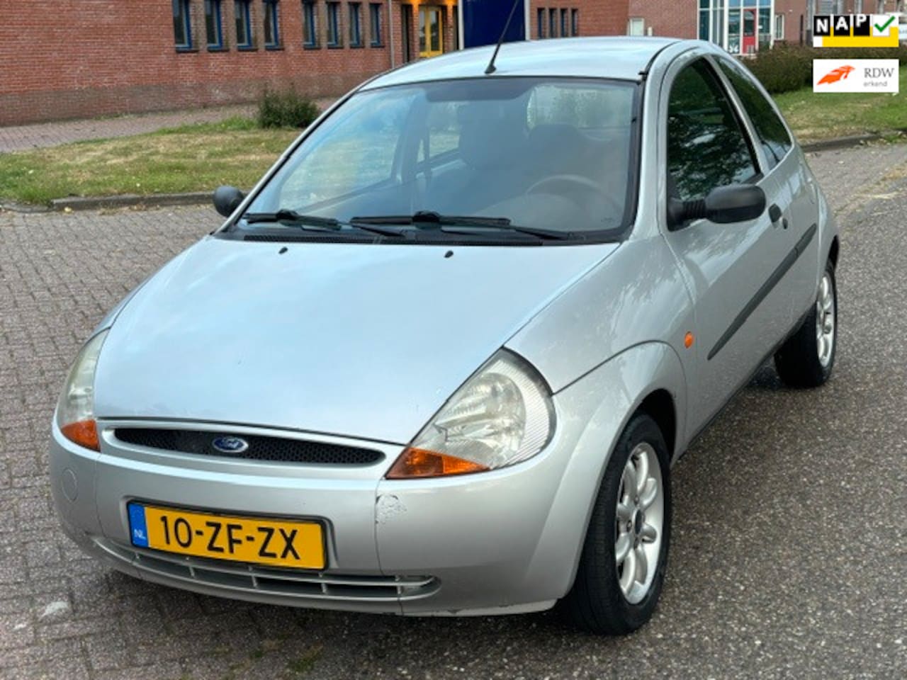 Ford Ka - 1.3 Cool & Sound Airco Electric pakket Audio/CD LMV 14" Colorpakket ABS Getint glas 2 x ai - AutoWereld.nl