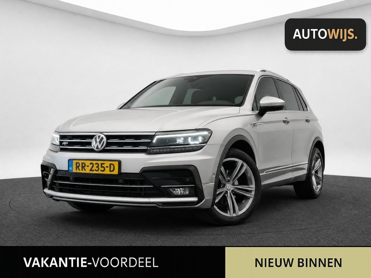 Volkswagen Tiguan - 1.4 TSI ACT Highline|PANO|R-LINE|AUT|NL AUTO|LED|MASSAGE|KEYLESS - AutoWereld.nl