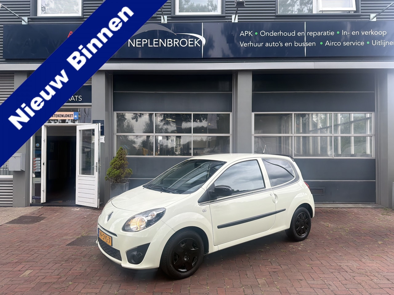 Renault Twingo - 1.2-16V Collection Airco,Cv,Elect.ramen,Radio/d Bj 2011 Leuk beginners auto - AutoWereld.nl