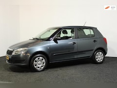 Skoda Fabia - 1.2 Go Benzine|Nwe APK|afleveringsbeurt|Airco|Stoelverwarming|Garantie pakket mogelijk|