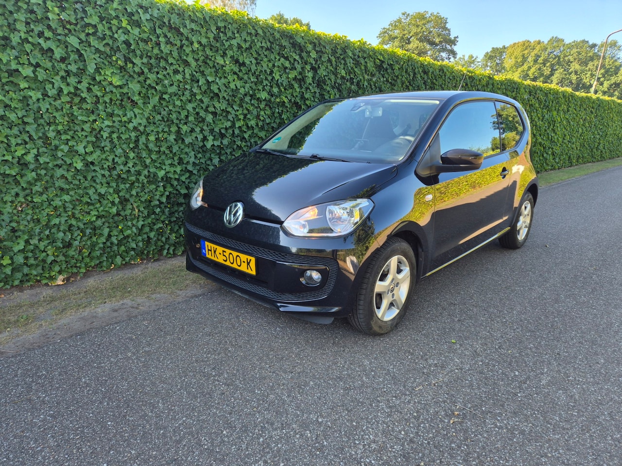 Volkswagen Up! - 1.0 move up! Cruise, airco, Parkeersensoren, Stoelverwarming - AutoWereld.nl
