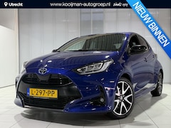Toyota Yaris - 1.5 Hybrid Executive Parkeersensoren V+A , HUD , Stoelverwarming , Camera , JBL Geluidsyst