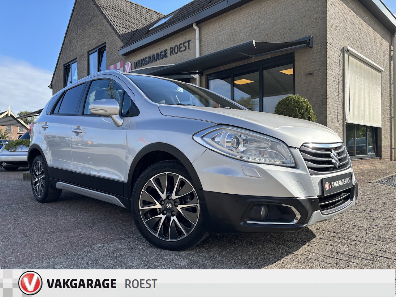 Suzuki SX4 S-Cross - 1.6 Automaat High Executive Trekhaak / Panoramadak / Camera - AutoWereld.nl