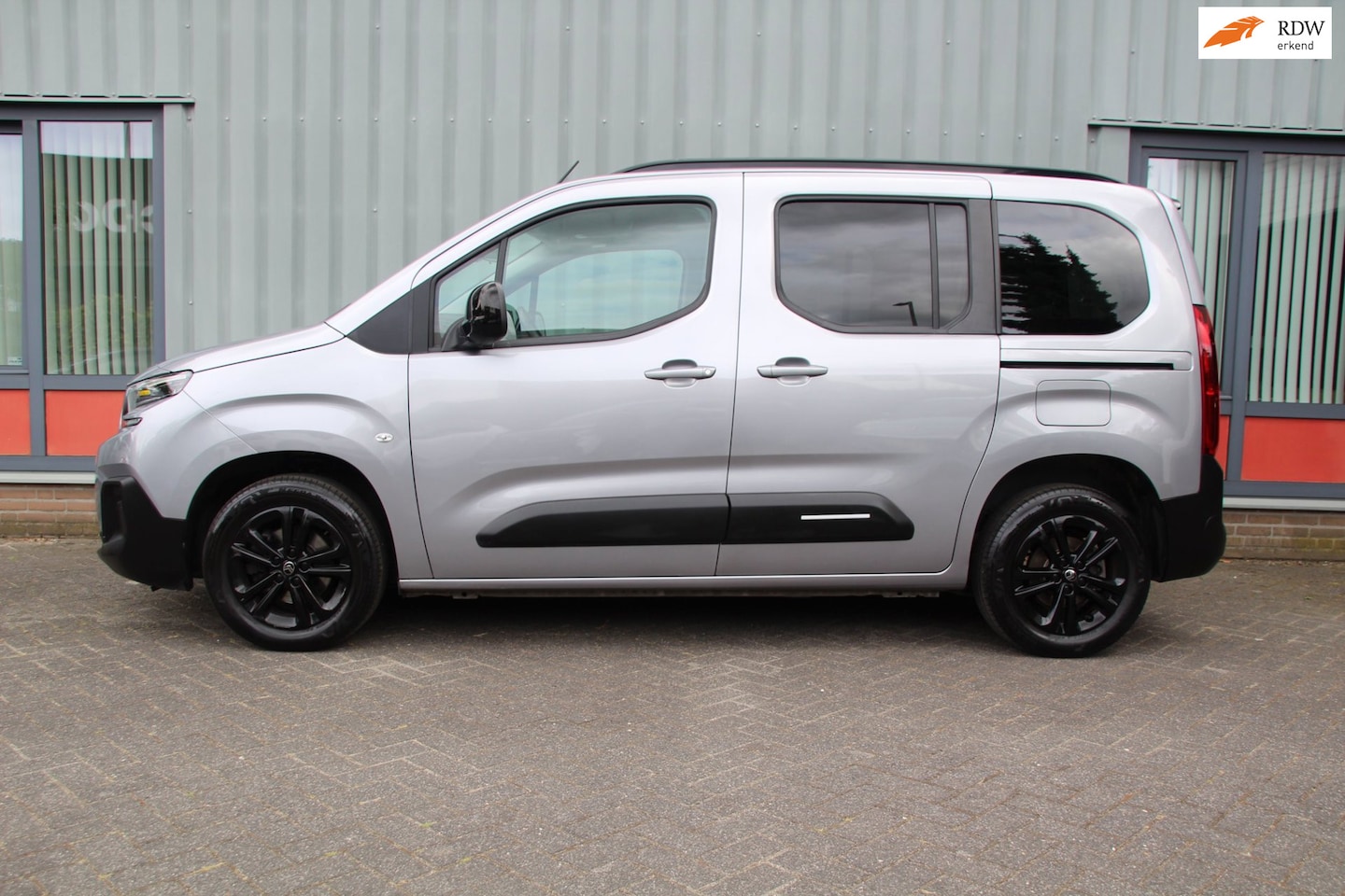 Citroën Berlingo - 1.2 PureTech Shine Multispace / Nieuwste - AutoWereld.nl