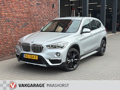 BMW X1 - SDrive20i Centennial Executive Automaat Memory/ParkeerSensoren/Clima/Airco/Cruise/Navi/Blu