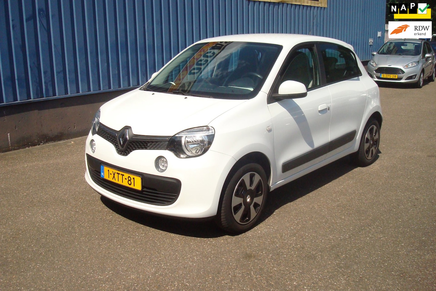 Renault Twingo - 1.0 SCe Expression 1.0 SCe Expression, Airco, NAP, Zeer mooie auto - AutoWereld.nl