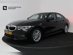 BMW 3-serie - 330e Business Edition Plus (TREKHAAK, STOELVERWARMING, NAVIGATIE, PARKEERSENSOREN)