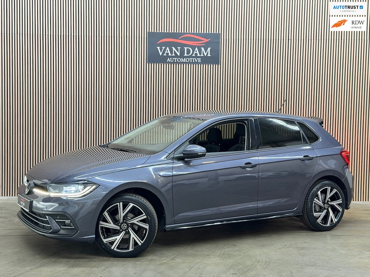 Volkswagen Polo - 1.0 TSI R-Line 2022 DSG IQ-LIGHT CRUISE CAR-PLAY - AutoWereld.nl