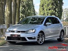 Volkswagen Golf - 1.2 TSI Highline R-Line