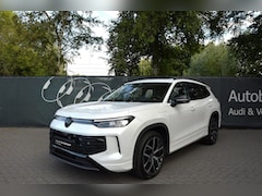 Volkswagen Tayron - 1.5 eHybrid |Black Style|Panoramadak|Stoelventilatie|360Cam|IQ Light|