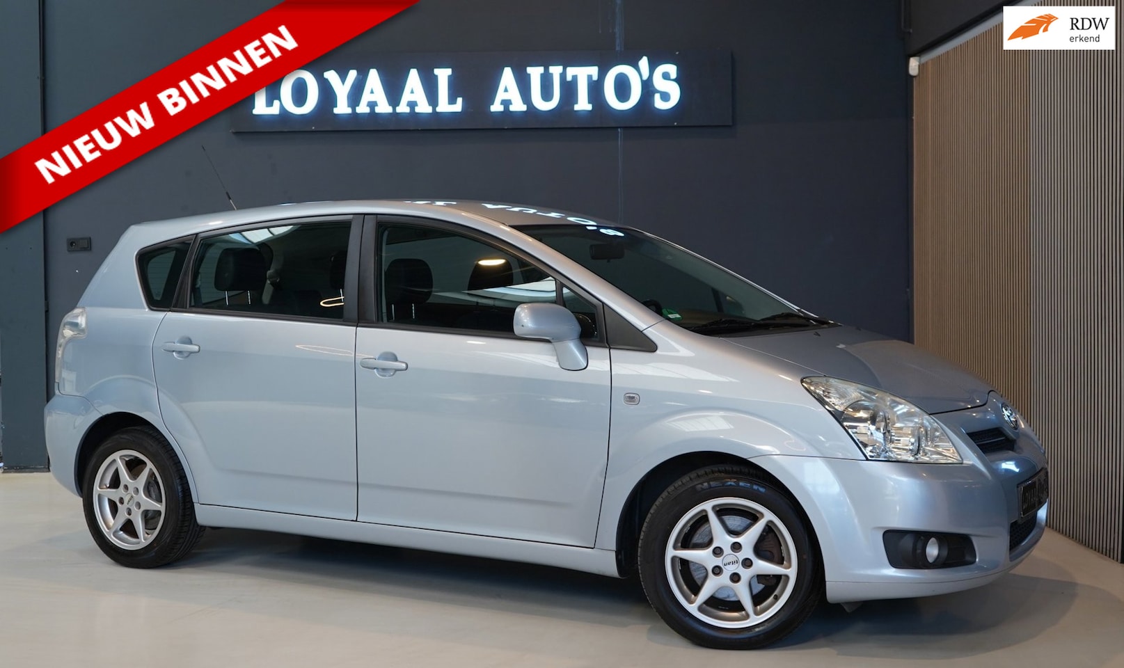 Toyota Verso - 1.8 VVT-i Terra 7p. | AIRCO | CRUISE | TREKHAAK | APK. - AutoWereld.nl