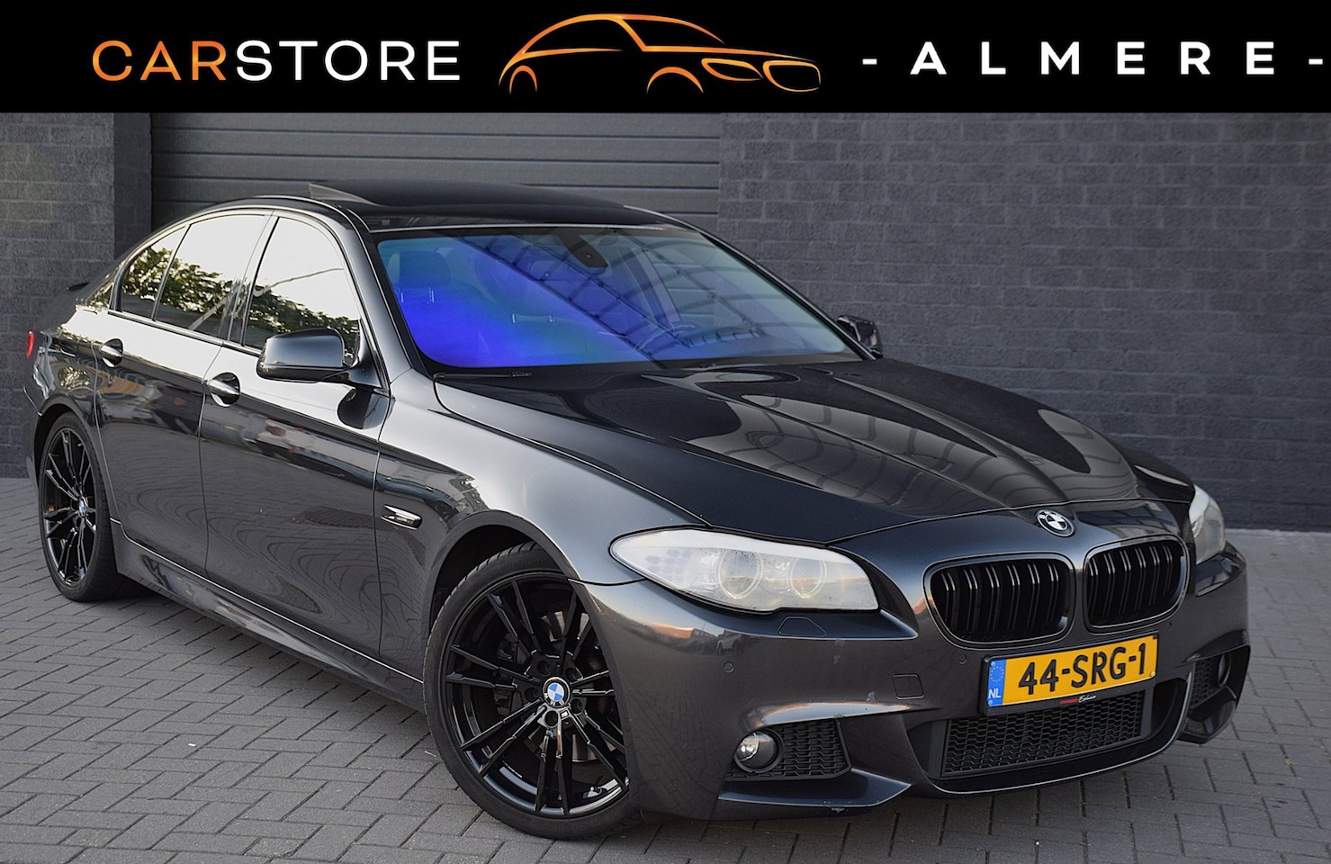 BMW 5-serie - 530d High Executive*M-Pakket*DAK*HEAD-UP*NL Auto*NAP* - AutoWereld.nl