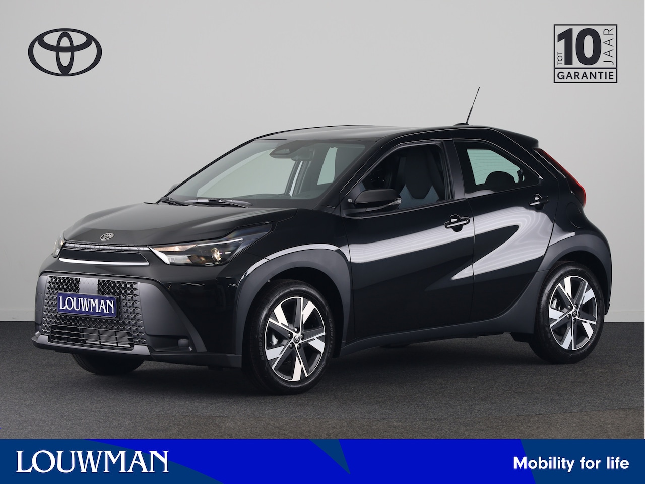 Toyota Aygo X - Hybrid 115 play *NIEUW* | Go Pack | Metaallak | Camera | Inruilpremie | - AutoWereld.nl