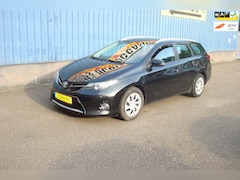 Toyota Auris Touring Sports - 1.3 Aspiration, Climate control, achteruitrij camera