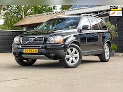 Volvo XC90 - 2.5 T5 Limited Edition NL Auto I NAP I Trekhaak I Leder I 7 Persoons I Climate I Cruise I