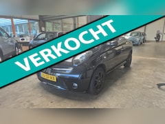 Nissan Micra C+C - 1.6 Tekna Plus Met Nieuwe Apk 140391 Km