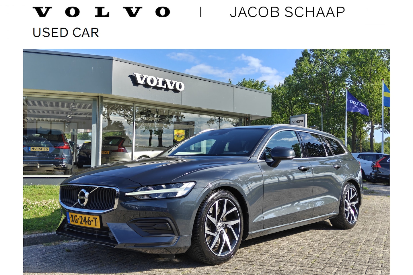 Volvo V60 - T5 252PK Momentum | BLIS | Trekhaak | Elektr. Kofferklep | Carplay | ACC | PDC V+A | Camer - AutoWereld.nl